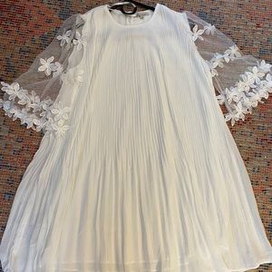 Little White Dress, size large, the clothing company